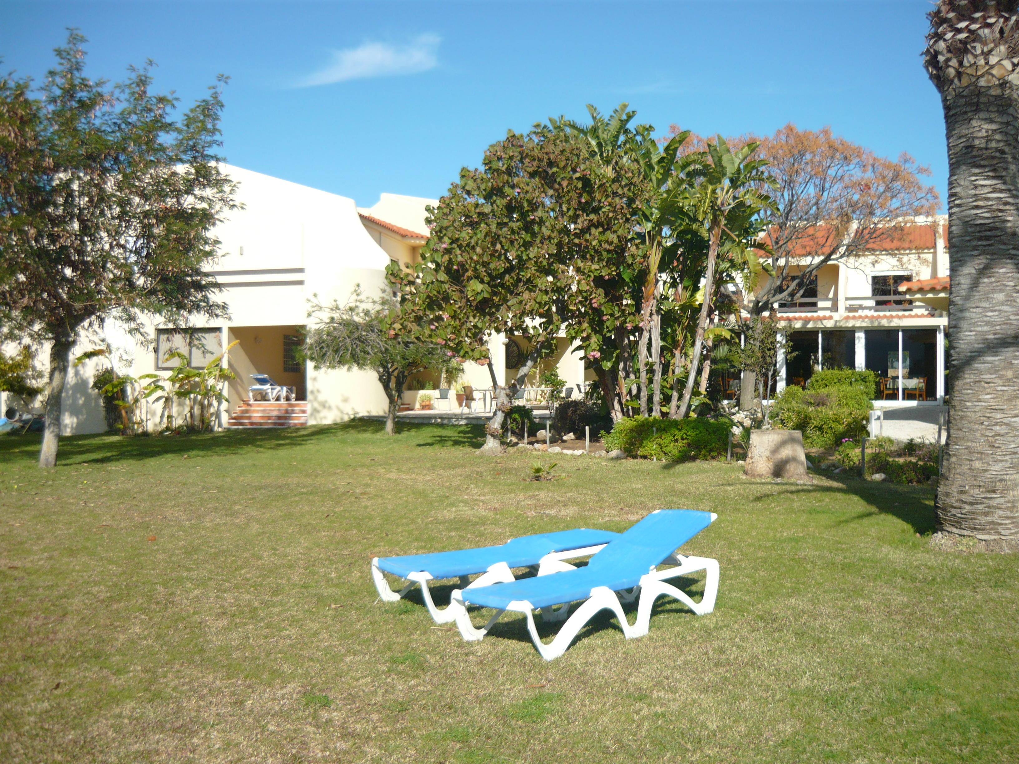 Praia Da Lota Resort - Beachfront Hotel Manta Rota Exterior photo