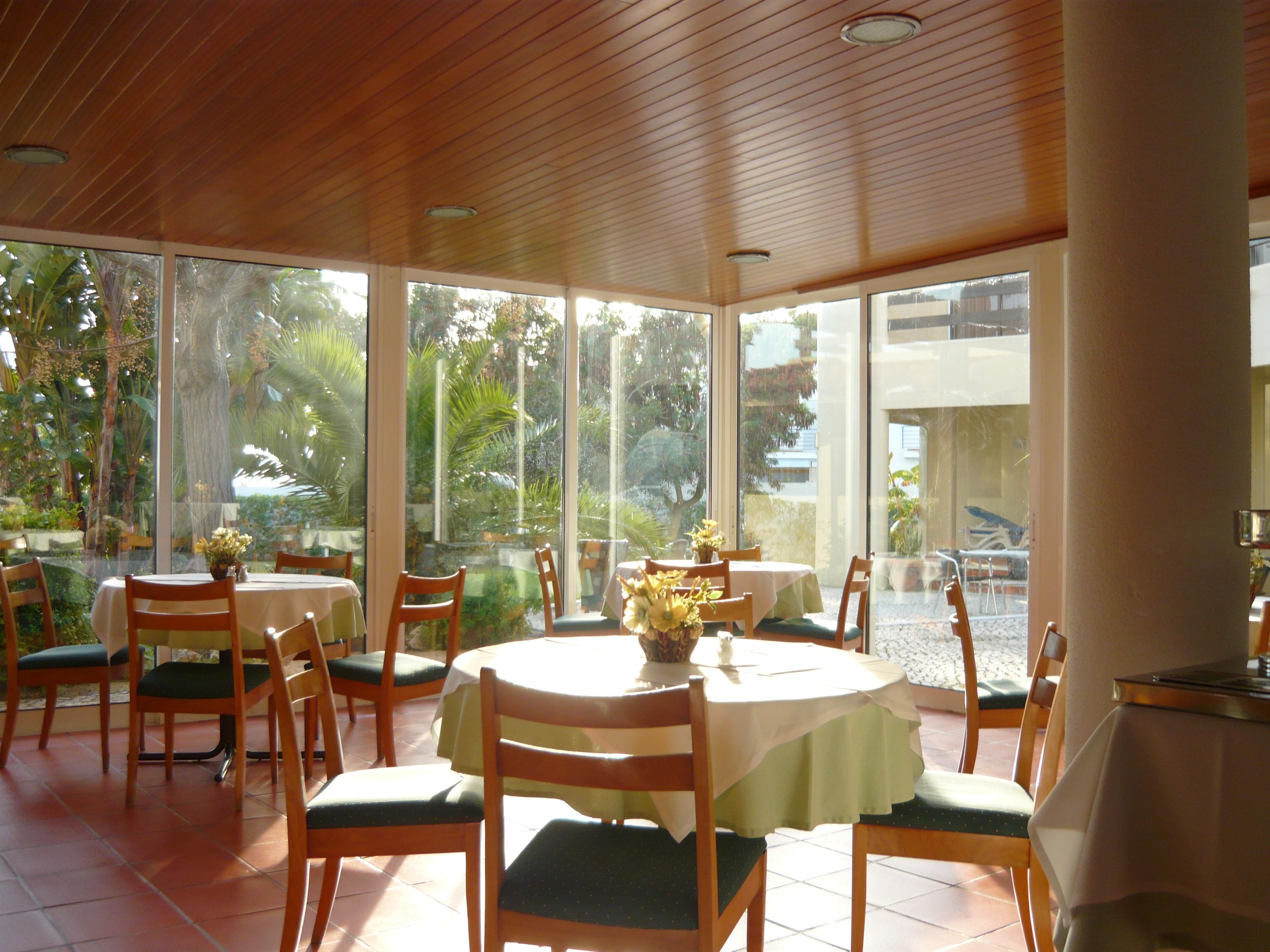 Praia Da Lota Resort - Beachfront Hotel Manta Rota Exterior photo