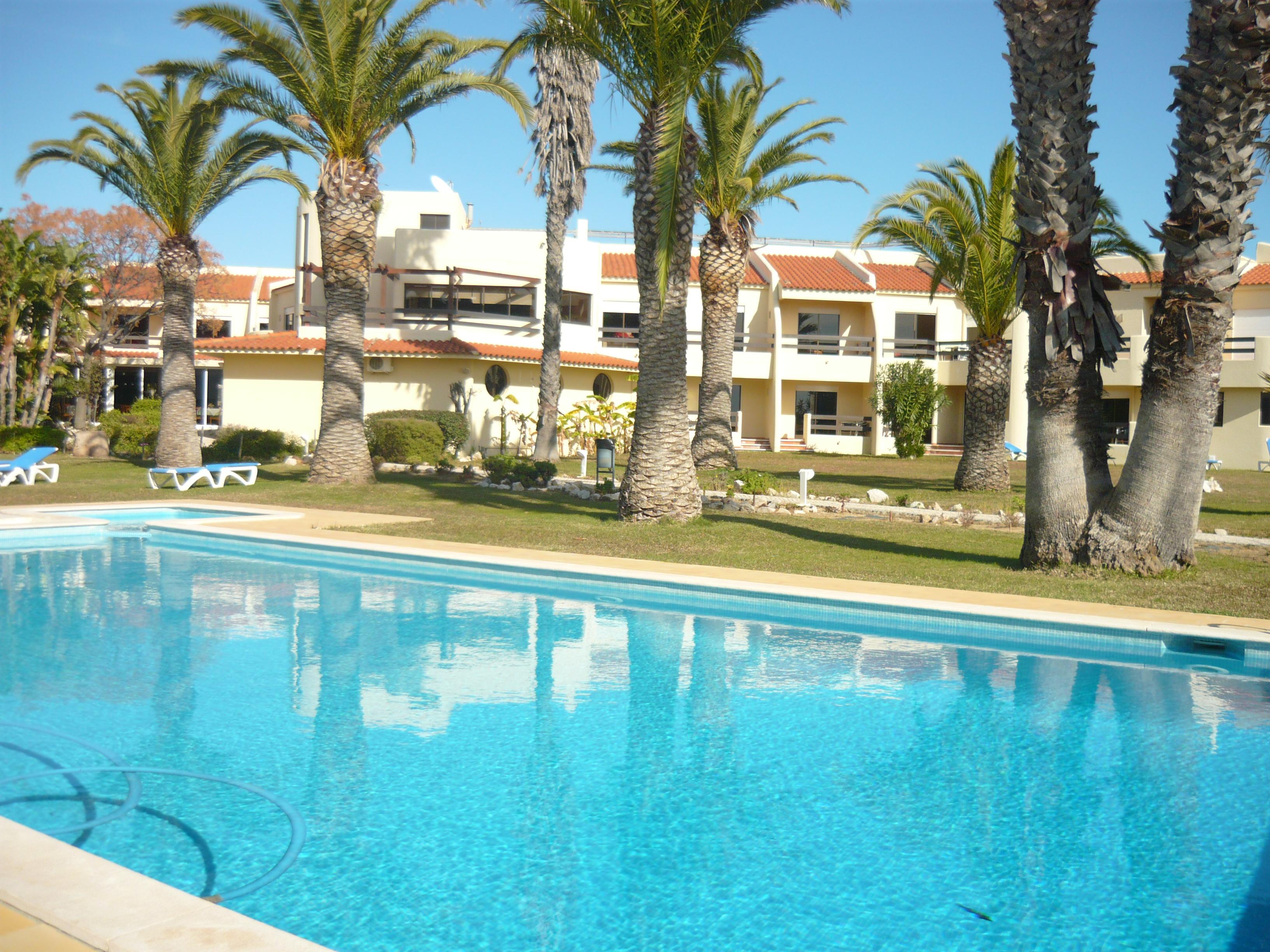Praia Da Lota Resort - Beachfront Hotel Manta Rota Exterior photo